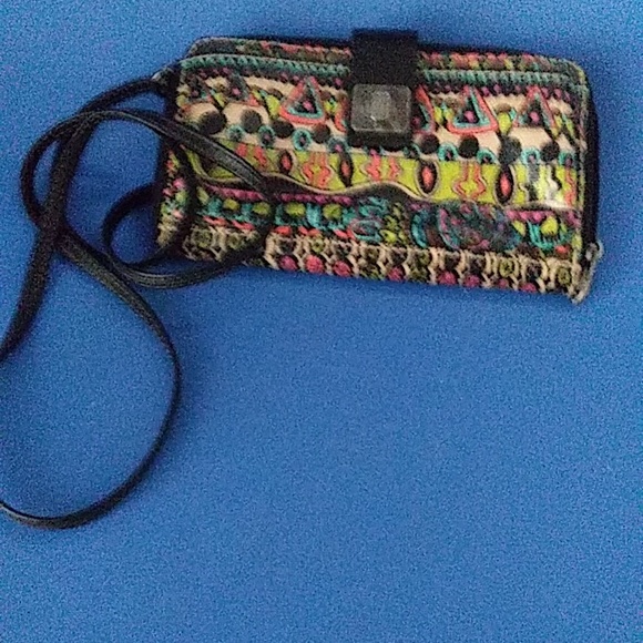 Sakroots Zip Around Wallet w/ Detachable Long Strap Large Slide Pocket on Front - Picture 2 of 8